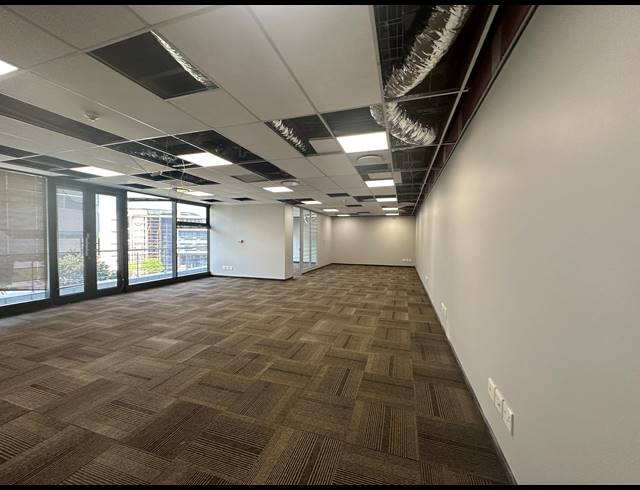 140.80M² OFFICE TO LET IN CENTURION CENTRAL